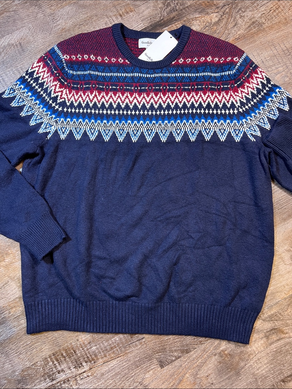 Goodfellow & Co Navy Crewneck Sweater with Red, Blue, White Fair Isle Yoke
